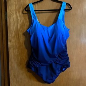 Lands End Plus Size 24W DD Ladies Swimsuit